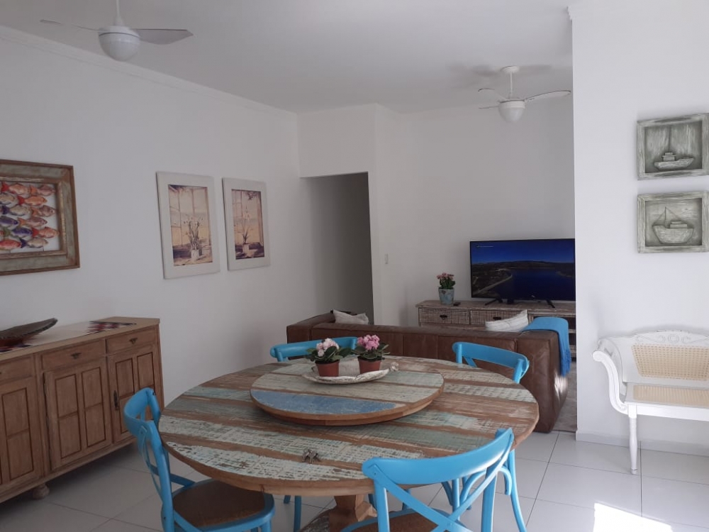 VENDO CASA COM 02 SUITES NO BA